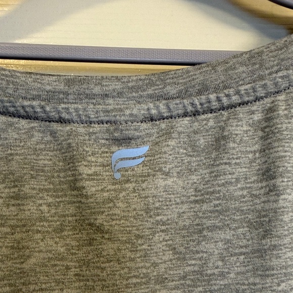 Fabletics Gray Women's Muscle Tee - Picture 5 of 5